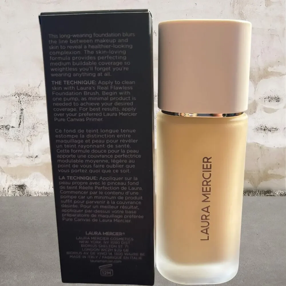 Laura Mercier Real Flawless Weightless Perfecting Foundation in 2N1 Cashew NIB